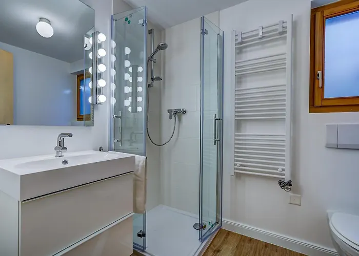 Claire De Soleil * La Tzoumaz